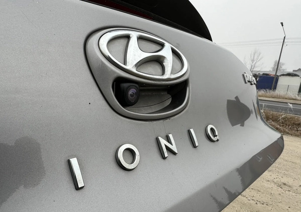 Hyundai IONIQ cena 66900 przebieg: 76000, rok produkcji 2020 z Turek małe 781